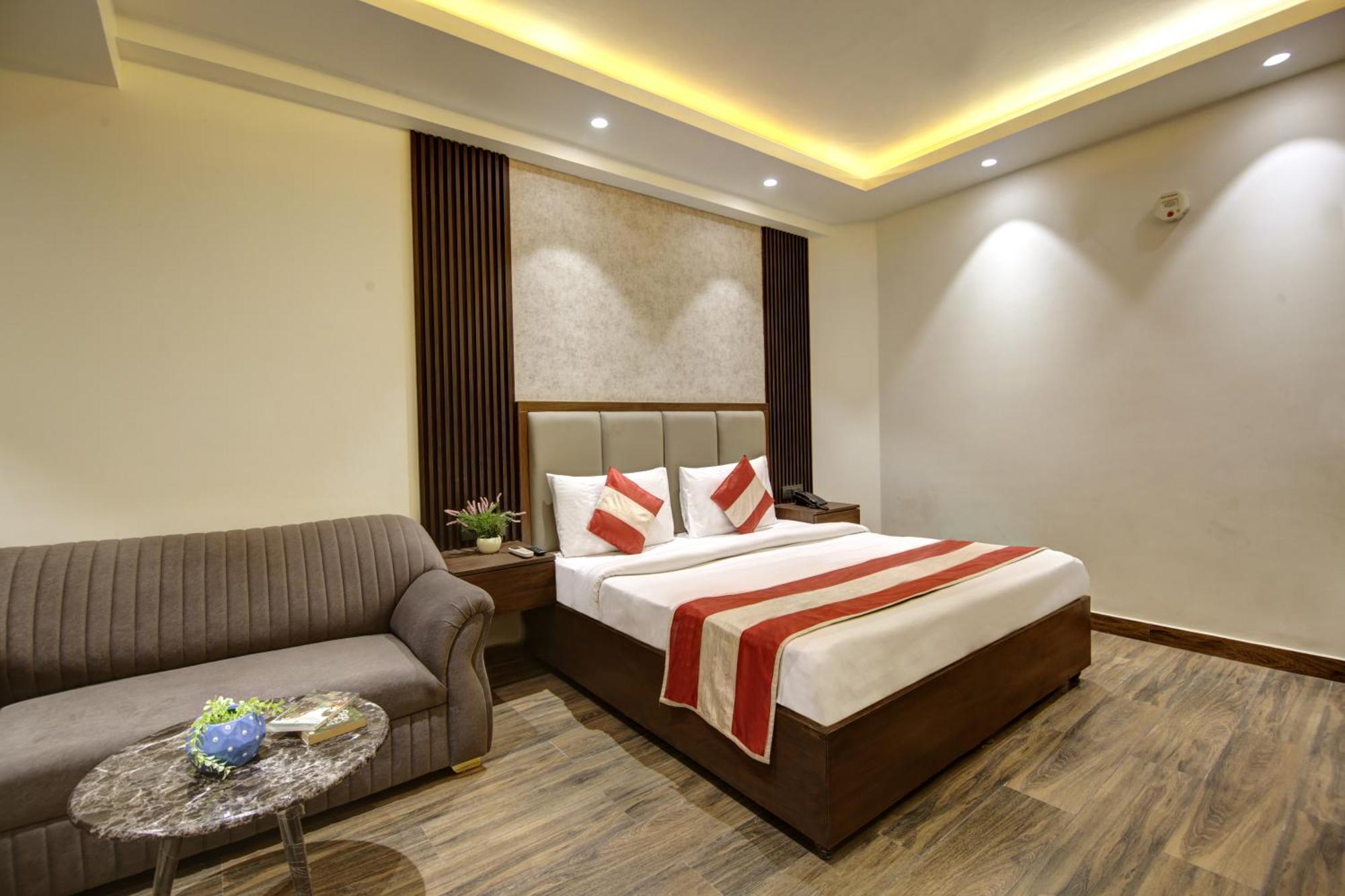 Hotel Kashish Plaza - 5 Mins From Metro Station Делі Екстер'єр фото