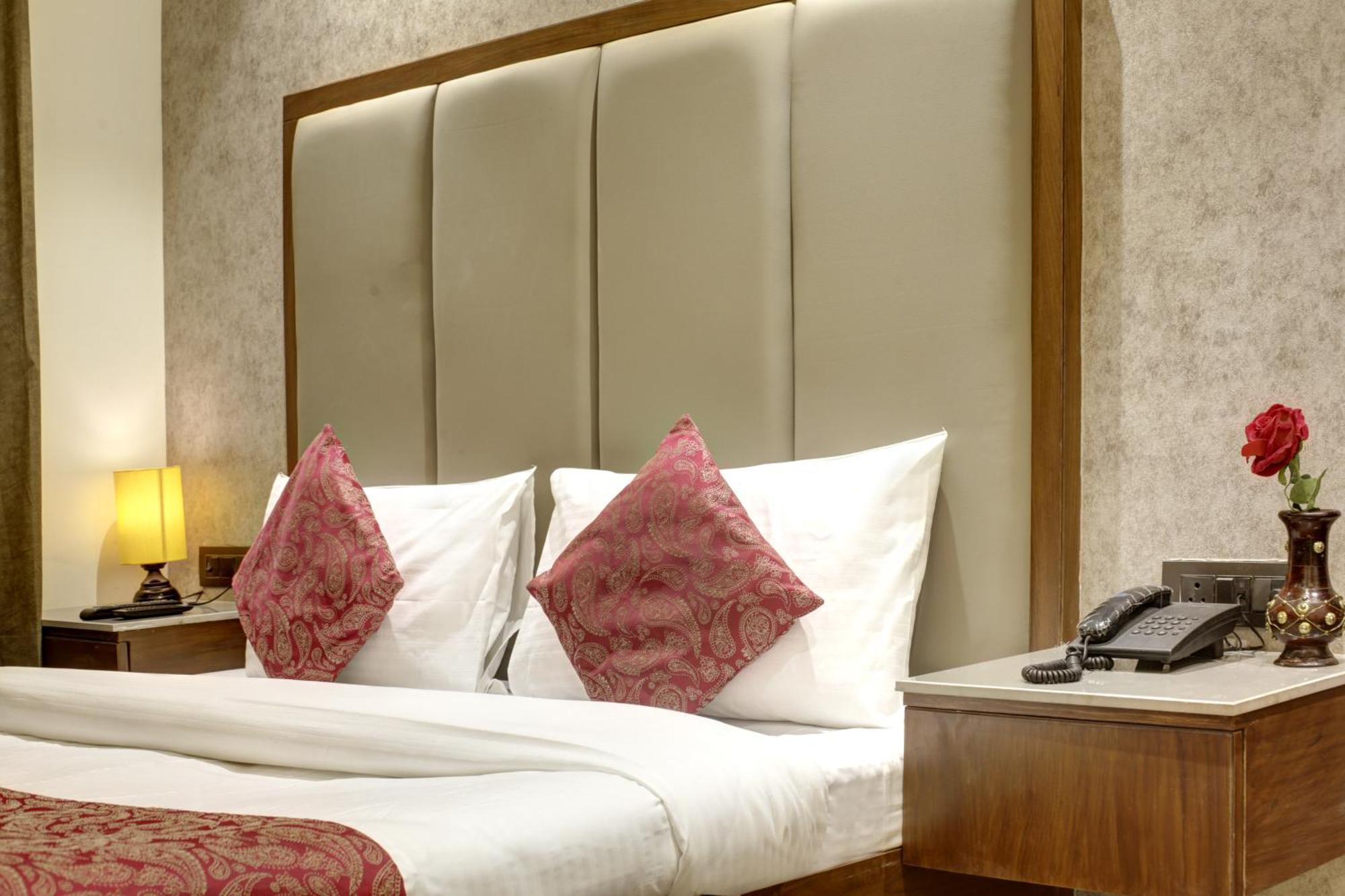 Hotel Kashish Plaza - 5 Mins From Metro Station Делі Екстер'єр фото